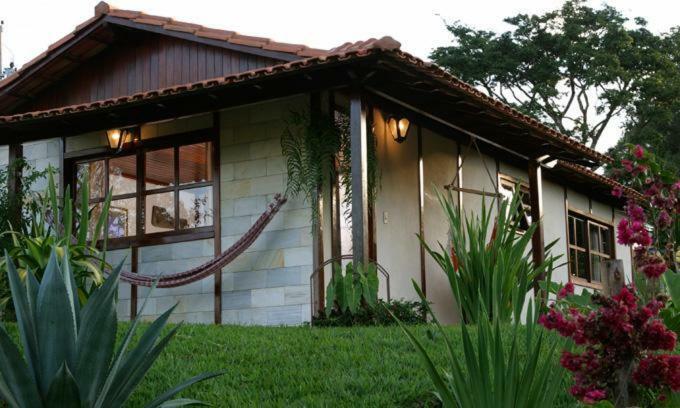 Estalagem Fazenda Lazer Guest House Carandai Exterior photo